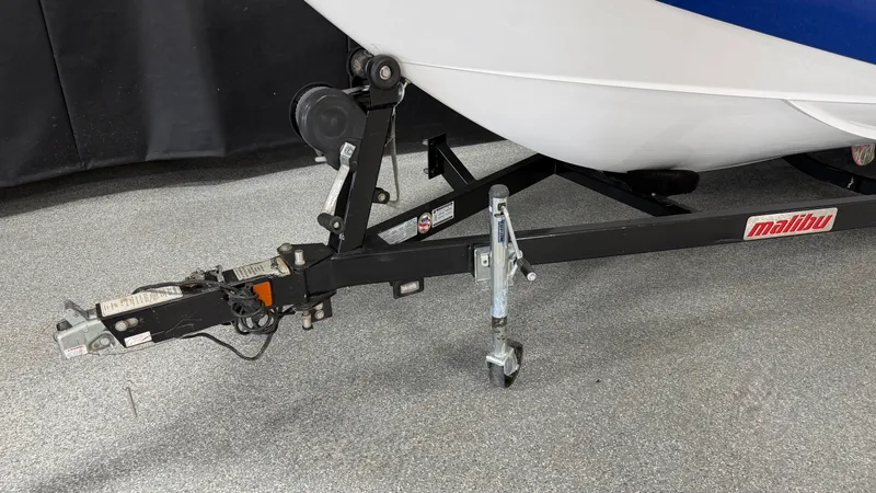 Slide: The Image of Malibu WAKESETTER VTX 2012 - 87