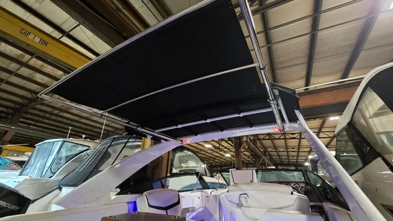 Slide: The Image of Cruisers 338CX 2017 - 18