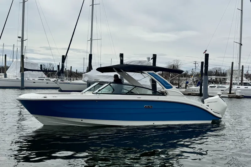 The Image of Sea Ray SDX 250 Outboard 2026 - 0
