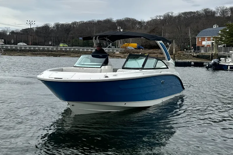 Slide: The Image of Sea Ray SDX 250 Outboard 2026 - 2