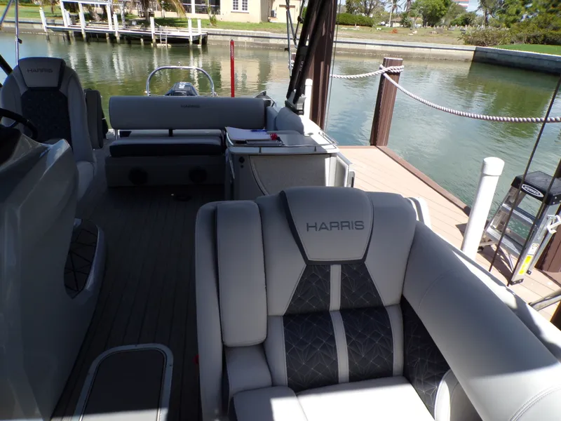 Slide: The Image of Harris GRAND MARINER 23 2022 - 15