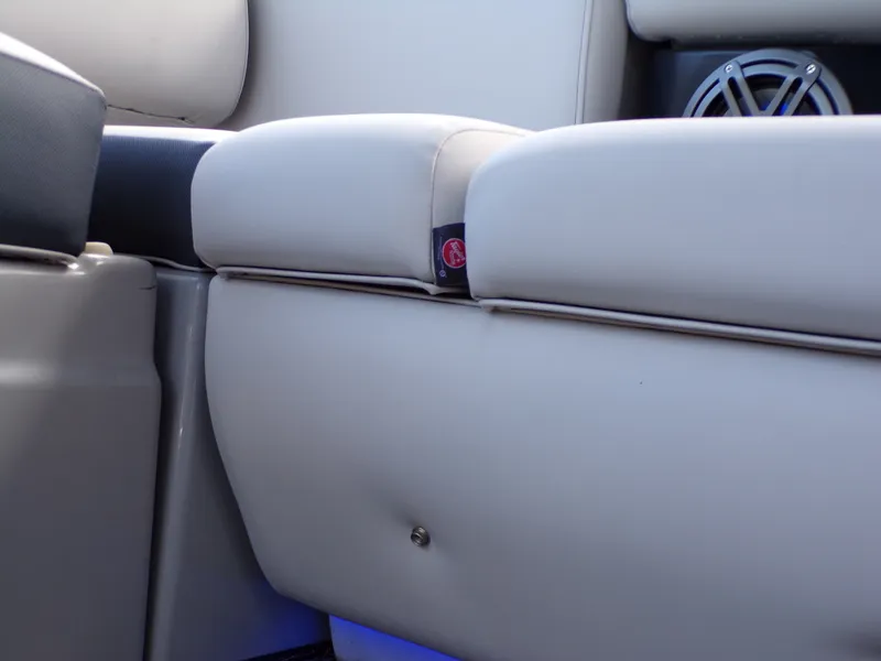 Slide: The Image of Harris GRAND MARINER 23 2022 - 34