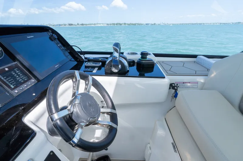 Slide: The Image of Aquila 36 SPORT 2019 - 18