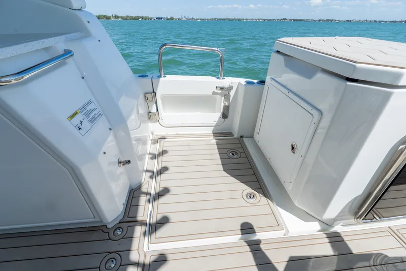 Slide: The Image of Aquila 36 SPORT 2019 - 20