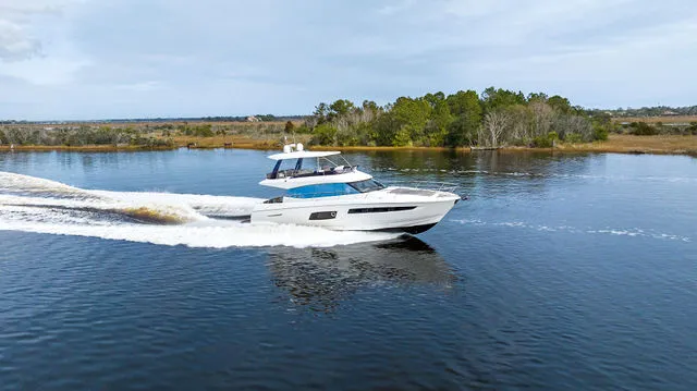 Slide: The Image of Prestige 560 2018 - 37