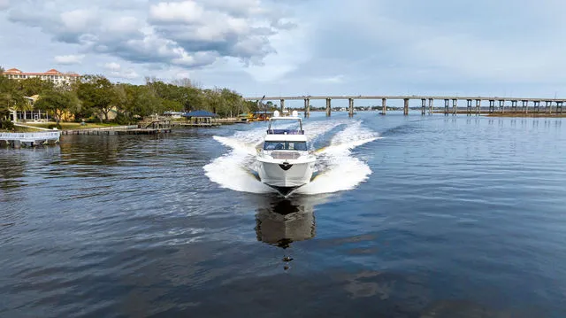 Slide: The Image of Prestige 560 2018 - 41