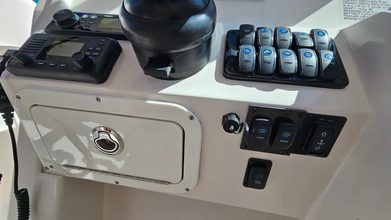 Slide: The Image of Sailfish 275 DC 2019 - 13