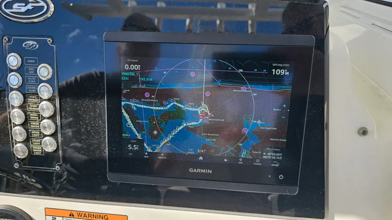 Slide: The Image of Sea Fox 268 COMMANDER 2024 - 24