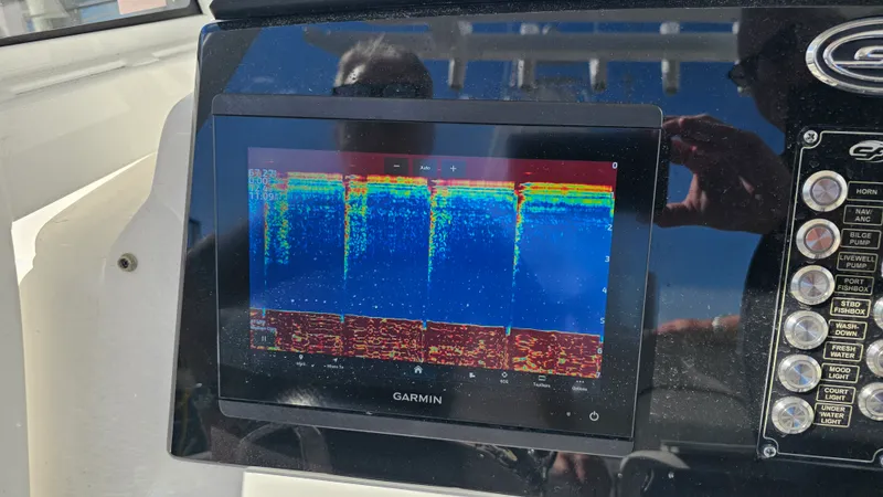 Slide: The Image of Sea Fox 268 COMMANDER 2024 - 27