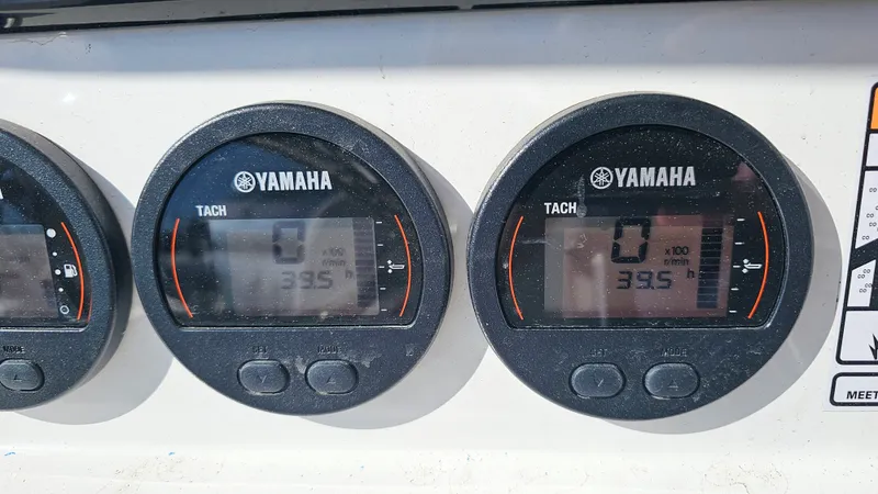 Slide: The Image of Sea Fox 268 COMMANDER 2024 - 28