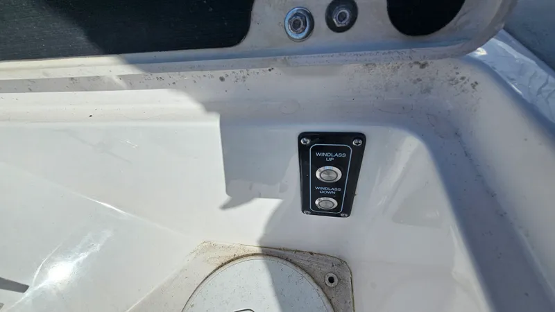 Slide: The Image of Sea Fox 268 COMMANDER 2024 - 42