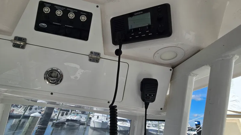 Slide: The Image of Sea Fox 268 COMMANDER 2024 - 52