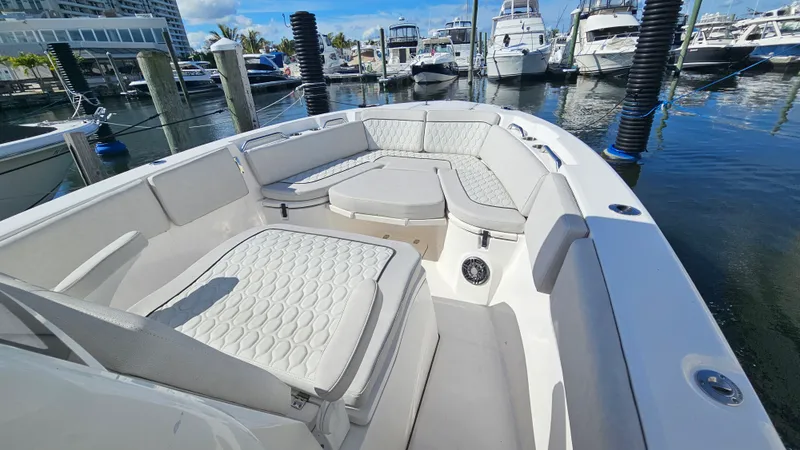 Slide: The Image of Sea Fox 268 COMMANDER 2024 - 7