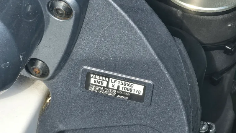 Slide: The Image of Sea Fox 268 COMMANDER 2024 - 9