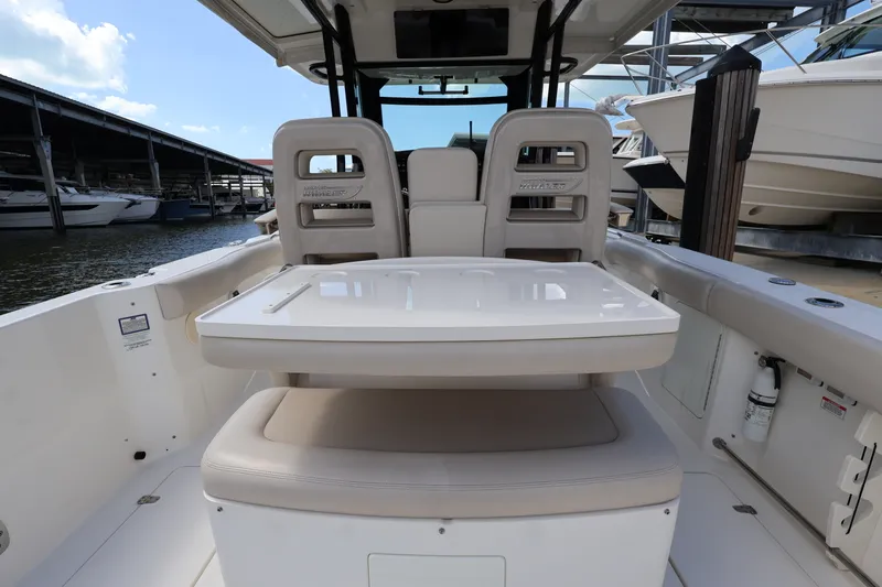 Slide: The Image of Boston Whaler 330 Outrage 2023 - 32