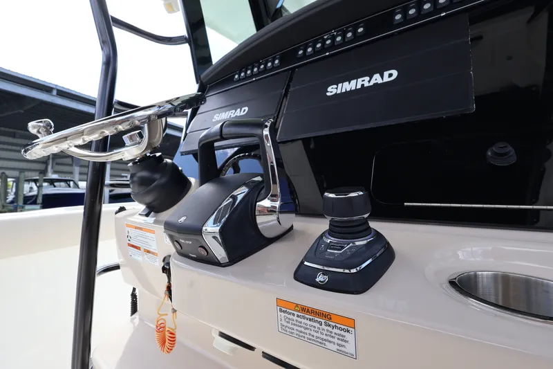 Slide: The Image of Boston Whaler 330 Outrage 2023 - 39