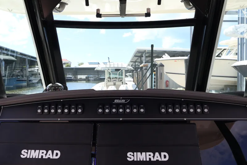 Slide: The Image of Boston Whaler 330 Outrage 2023 - 41