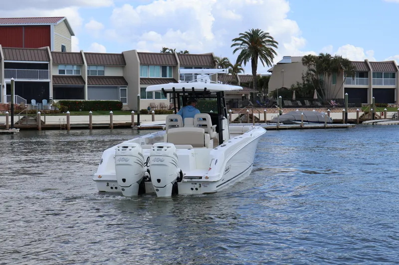 Slide: The Image of Boston Whaler 330 Outrage 2023 - 9