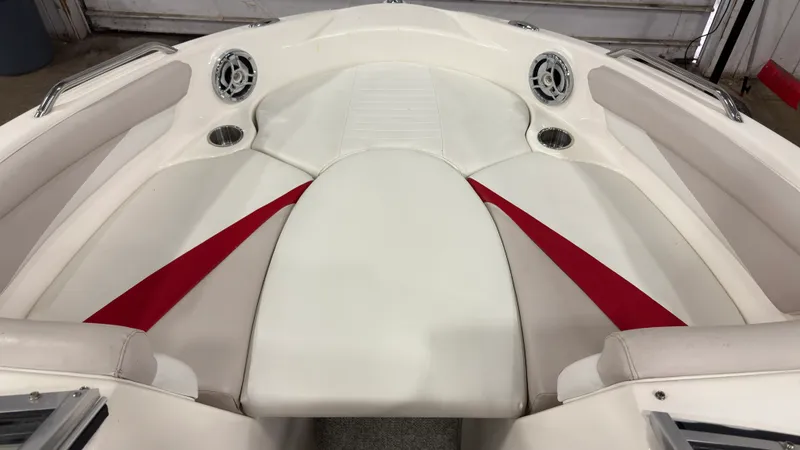 Slide: The Image of Glastron GT225 2008 - 14