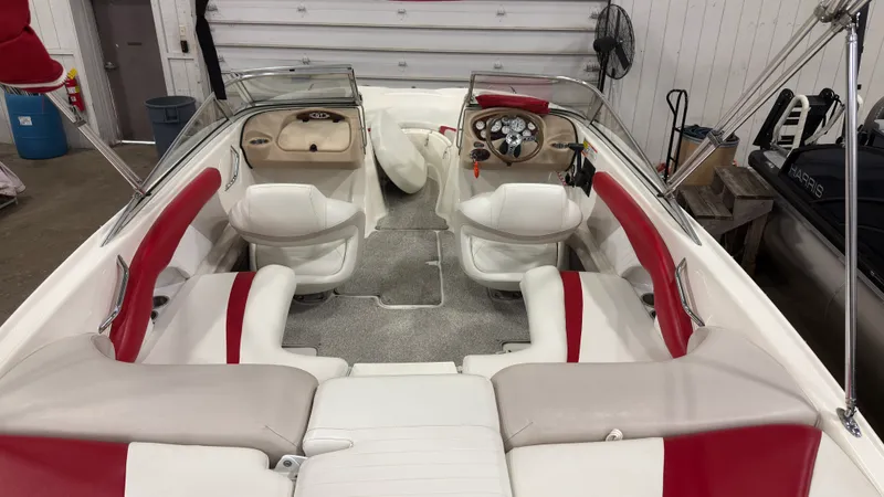 Slide: The Image of Glastron GT225 2008 - 4