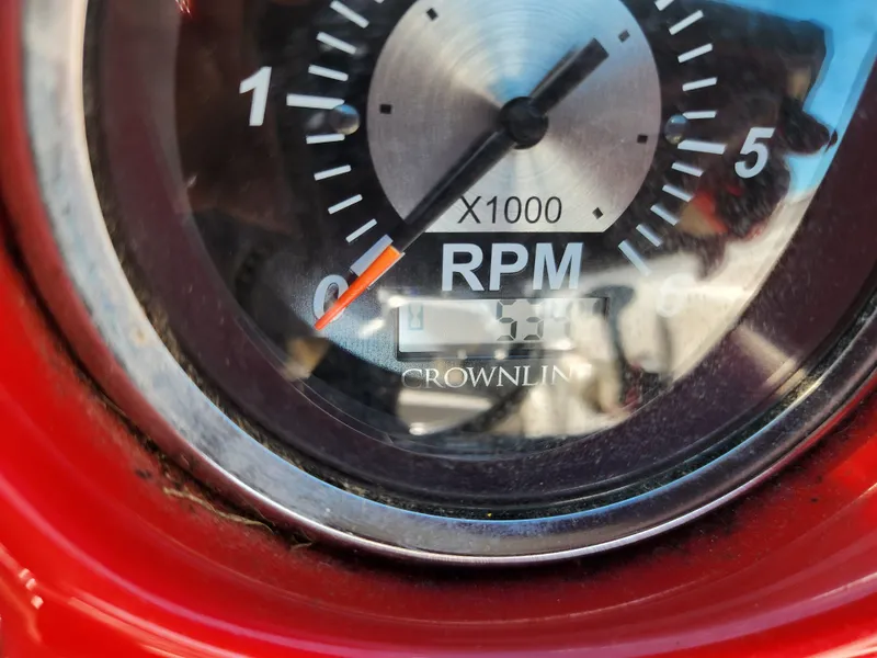 Slide: The Image of Crownline Boats 240LS 2009 - 13