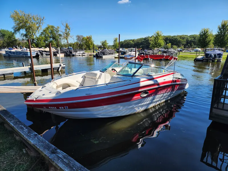 Slide: The Image of Crownline Boats 240LS 2009 - 2