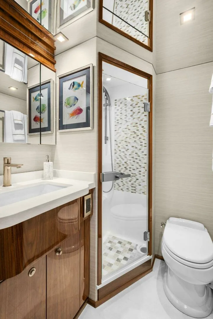 Slide: The Image of Model 75 Motor Yacht Category Motor Yachts 2022 - 33