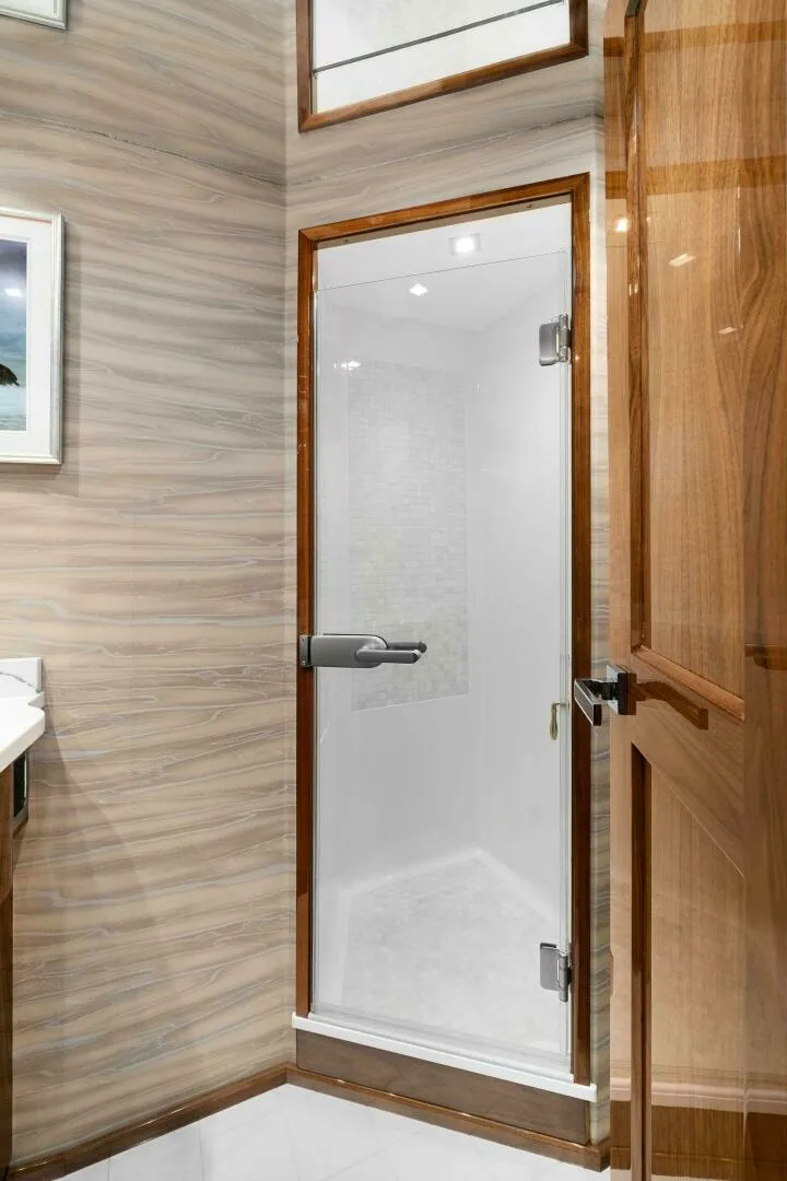 Slide: The Image of Model 75 Motor Yacht Category Motor Yachts 2022 - 61