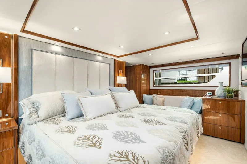 Slide: The Image of Model 75 Motor Yacht Category Motor Yachts 2022 - 73