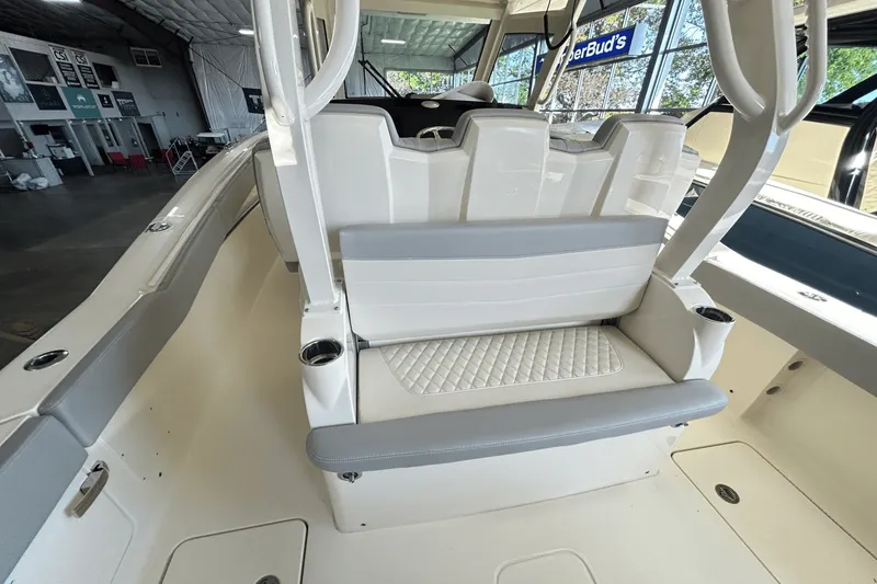 Slide: The Image of Scout 357 LXF 2025 - 10