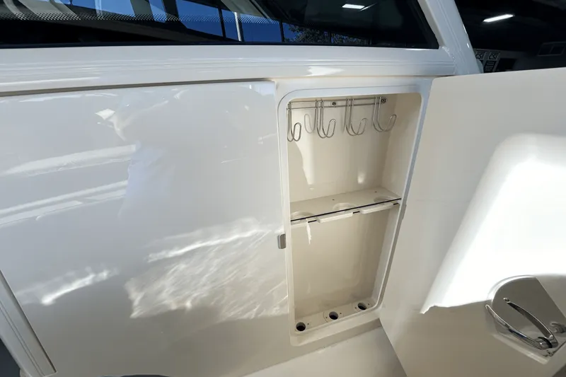 Slide: The Image of Scout 357 LXF 2025 - 23