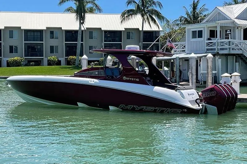 Slide: The Image of Mystic Powerboats M3800 2021 - 1