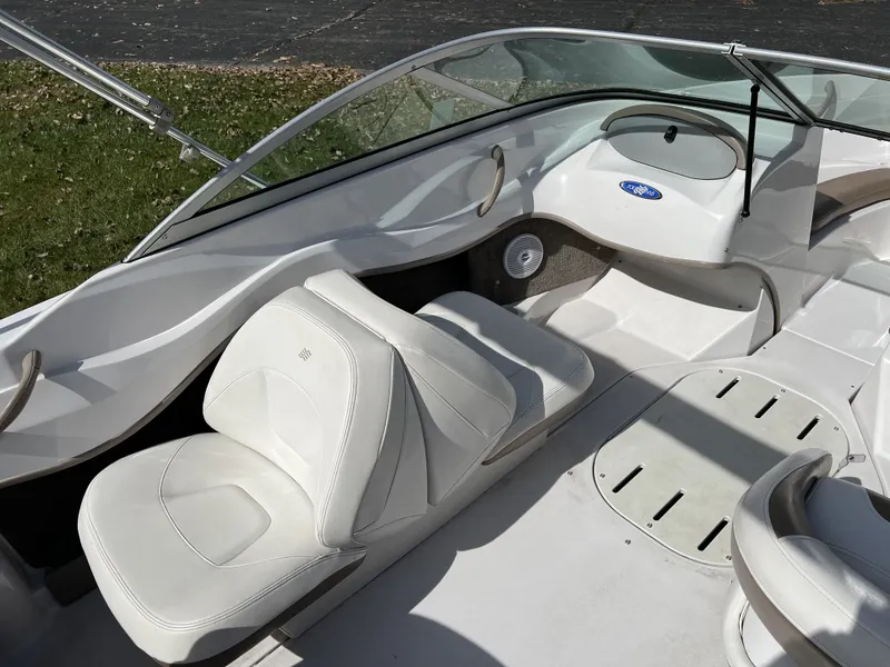 Slide: The Image of Four Winns 180 HORIZON 2007 - 11