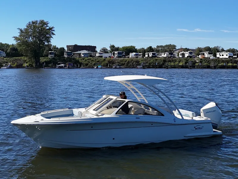 Slide: The Image of Scout 240 Dorado 2025 - 1