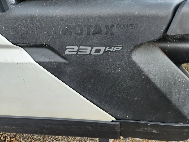 Slide: The Image of Sea-Doo SWITCHSPORT21 2022 - 10