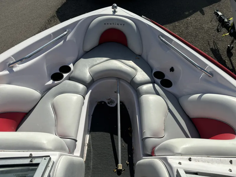 Slide: The Image of Nautique 211 LTD 2005 - 4