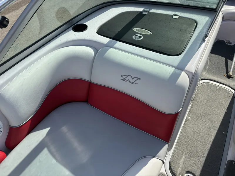 Slide: The Image of Nautique 211 LTD 2005 - 5