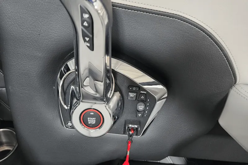 Slide: The Image of Four Winns H2 2025 - 12