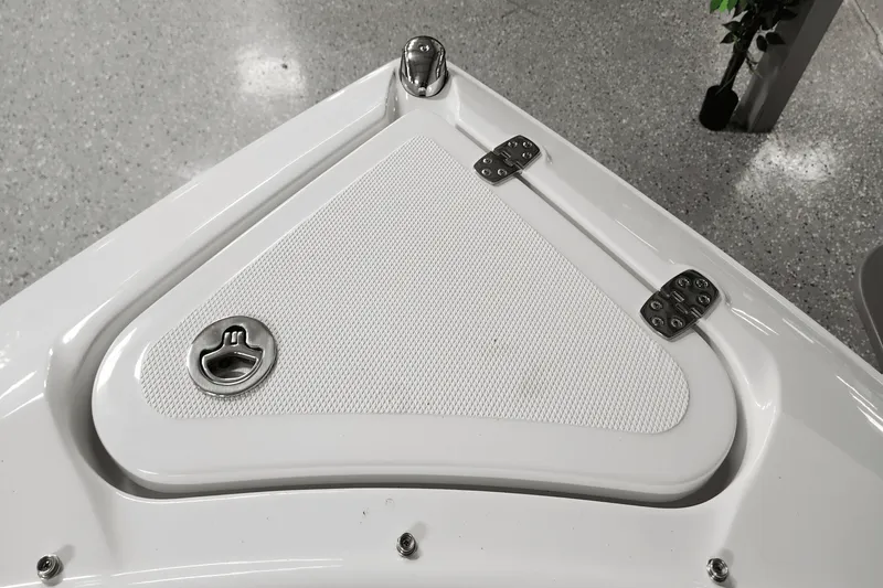 Slide: The Image of Four Winns H2 2025 - 3