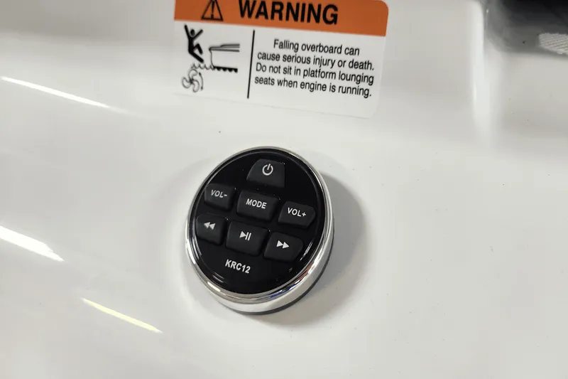 Slide: The Image of Four Winns H2 2025 - 46