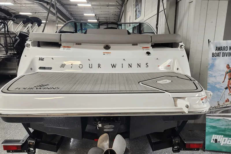 Slide: The Image of Four Winns H2 2025 - 52