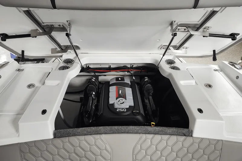 Slide: The Image of Four Winns H2 2025 - 53