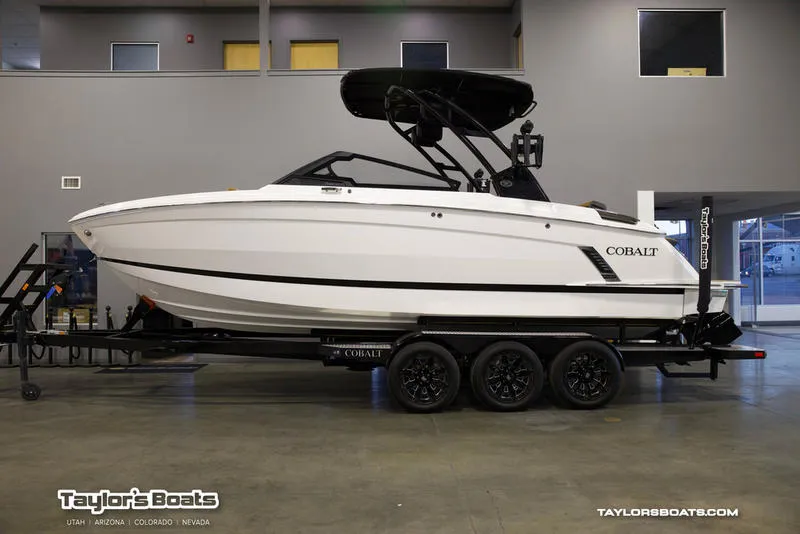 The Image of Cobalt Boats R6 SURF 2025 - 0