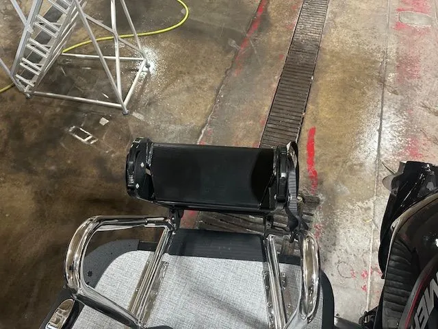 Slide: The Image of Harris 210 Cruiser 2025 - 11