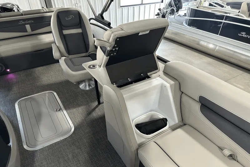 Slide: The Image of Barletta Cabrio 2025 - 28