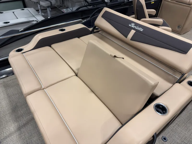 Slide: The Image of Barletta CABRIO22UC 2025 - 12