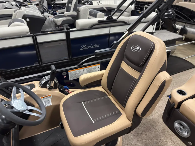 Slide: The Image of Barletta CABRIO22UC 2025 - 9