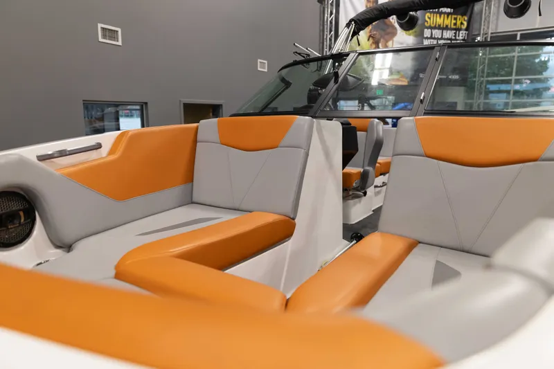 Slide: The Image of MasterCraft NXT22 2024 - 9