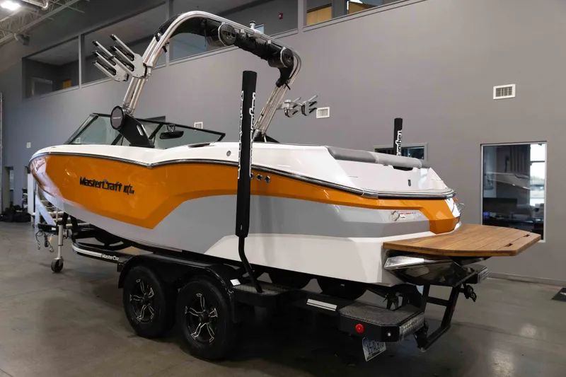 Slide: The Image of MasterCraft NXT22 2024 - 2