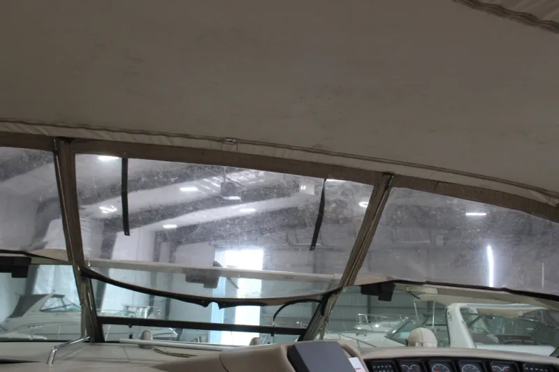 Slide: The Image of Sea Ray 630 Super Sun Sport 1996 - 17